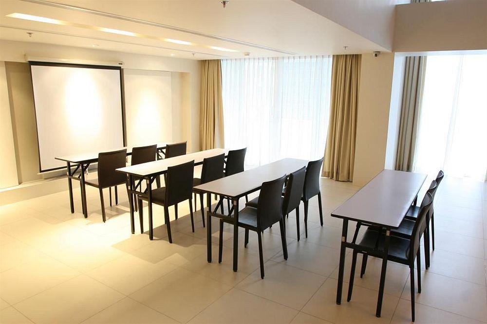 The Picasso Boutique Serviced Residences Managed By Hii Makati City Facilities photo